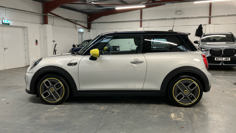 MINI Hatchback 135kW Cooper S Level 2 33kWh 3dr Auto Electric Hatchback